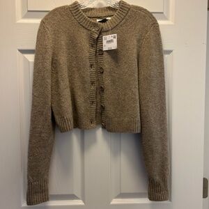American Eagle cropped cardigan sweater - Size M (NWT)